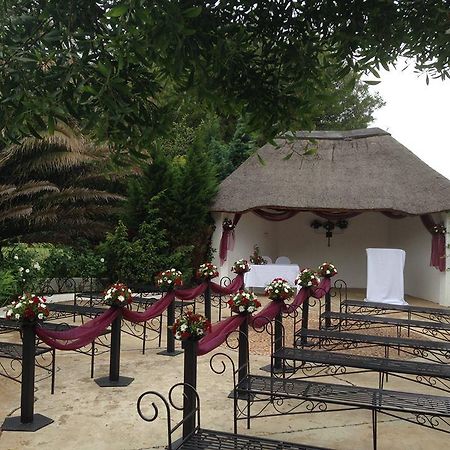 Warembo Lodge Grootvlei Bagian luar foto